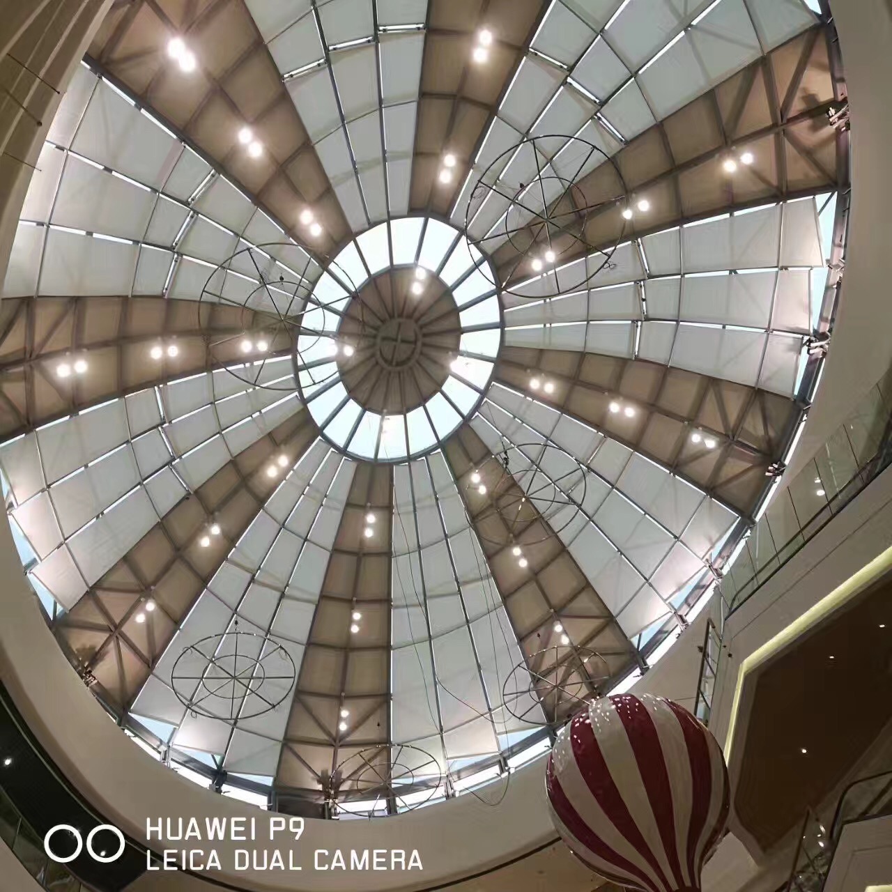 遮陽天棚簾  電動天棚簾  電動遮陽簾  維景智能