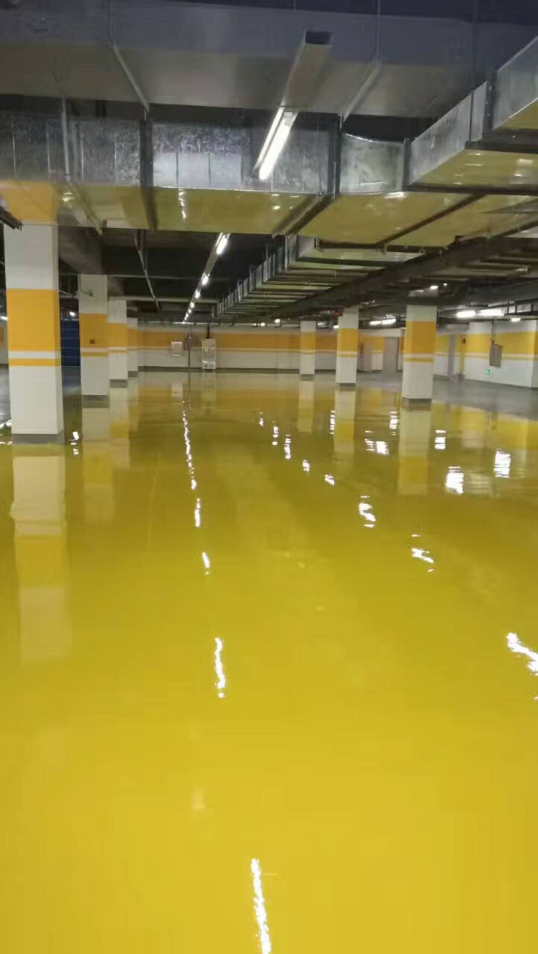 天津環(huán)氧自流平地坪 環(huán)氧地坪 防靜電環(huán)氧地坪漆